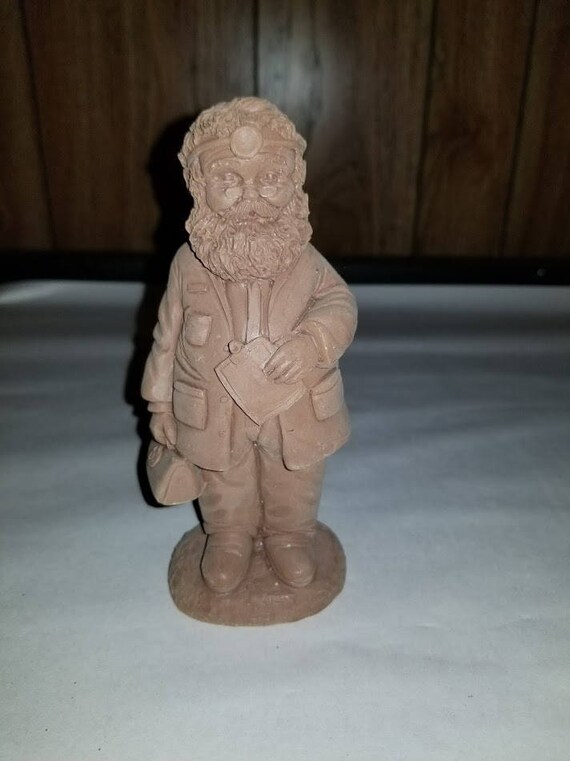unpainted pecan resin figurines