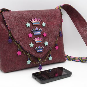 Crown and Stars Faux Leather Messenger Shoulder Bag with Laser Cut Crowns, Ceramic Stars, Cobalt Glass and Brass Chaining image 4