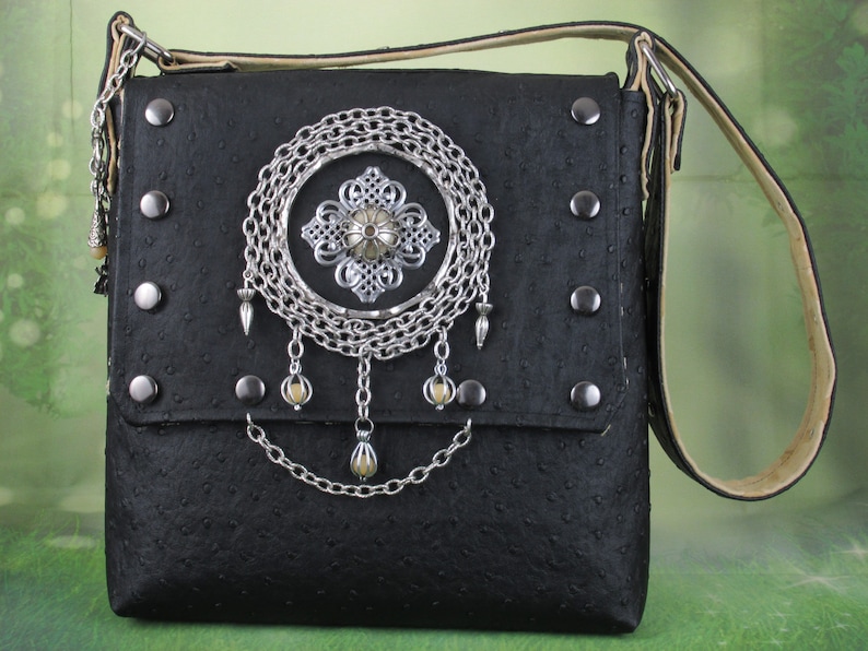 Gothic Victorian Black Shoulder/Messenger Bag w/ Chains & Caged Gemstones by Phantazmagorium in Ostrich Faux Leather Caged Victorian zdjęcie 1