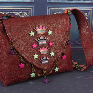 Crown and Stars Faux Leather Messenger Shoulder Bag with Laser Cut Crowns, Ceramic Stars, Cobalt Glass and Brass Chaining image 10