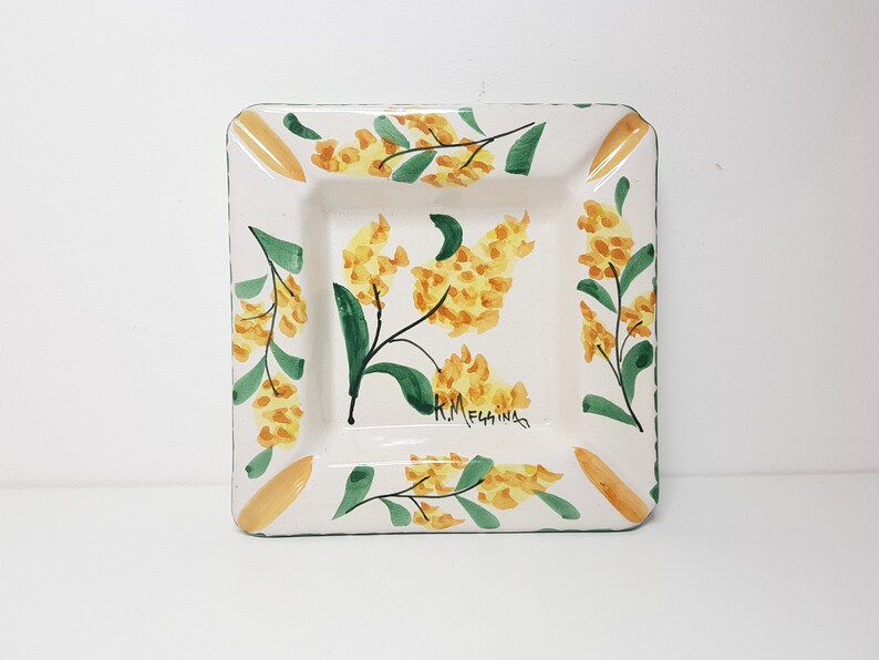 Posacenere Quadrato Di Ceramica Siciliana Dipinto A Mano Con Mimose Porta Cenere Da Scrivania Le Ceramiche Di Ketty Messina immagine 3