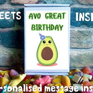 Carte d'anniversaire amusante avec des bonbons à l'intérieur et un message cadeau personnalisé | Cadeau boîte aux lettres | Choisissez votre bonbon | boîte aux lettres douce | Avocat