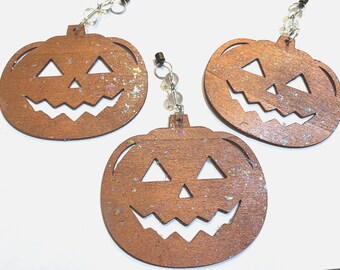 3 Halloween Jack-o-Lanterns (Pumpkin) with magnets/Sparkly Wood Ornaments/ Chandelier Magnetic Charms /Fall Decor