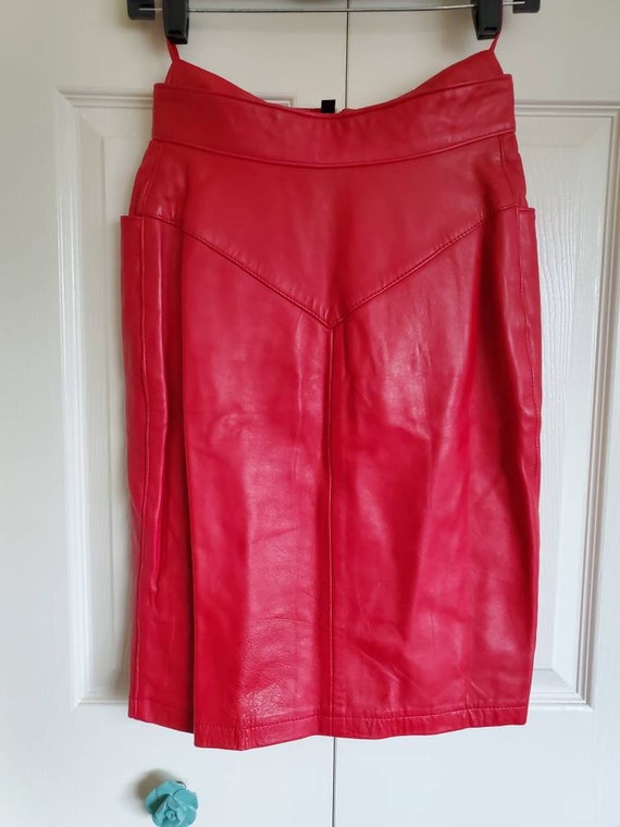 Beautiful Vintage 80s Michael Hoban Red Leather Z… - image 4