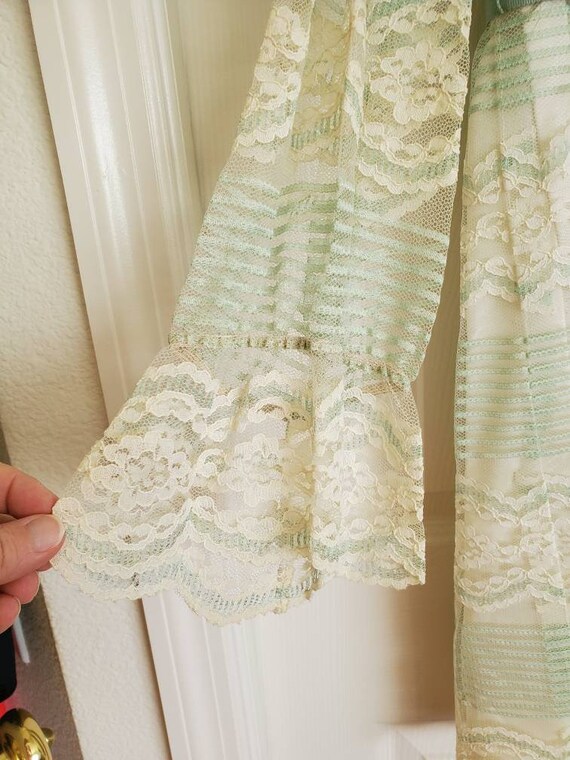 Vintage 60s lace baby doll dress- mint green and … - image 5