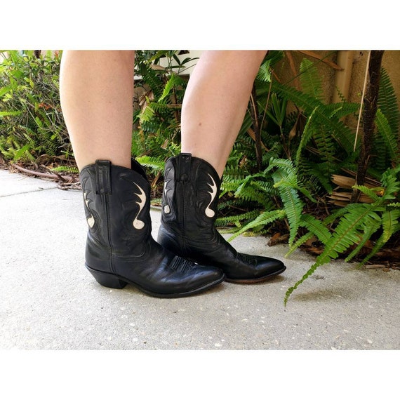 Vintage 80s code west black and white cowboy cowgi
