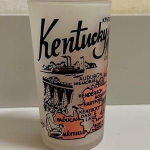 Vintage Kentucky Map Frosted Souvenir Glass by GNCO 5”