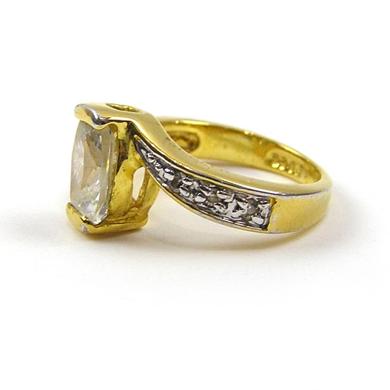 EDCO Gold Tone Ring with Rectangular Clear Stone … - image 3