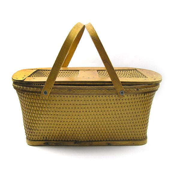 Vintage Picnic Basket Wicker and Wood Rustic Kitchen … Gem