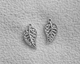 50 Ciondoli A Foglia In Lega Argento Tibetano - 23x12mm - Per Bigiotteria Fai Da Te