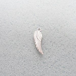 10 silver angel wing charms - double-sided  - tibetan silver - 18mm x 5mm - tibet silver charm - angel wings - silver wings