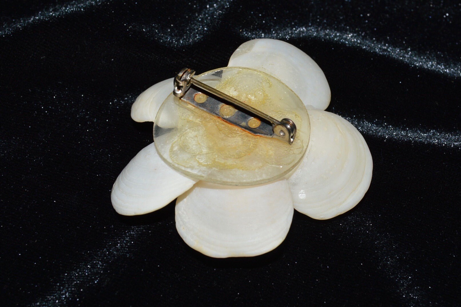 1960s Shell Flower Pin Brooch - Etsy
