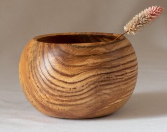 Hand Crafted Closed Form Bowl