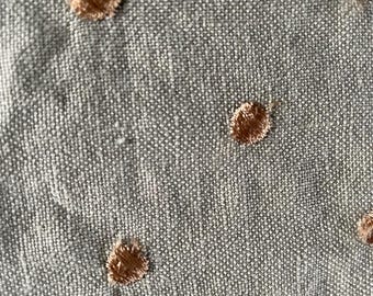 tablecloth in dotted swiss