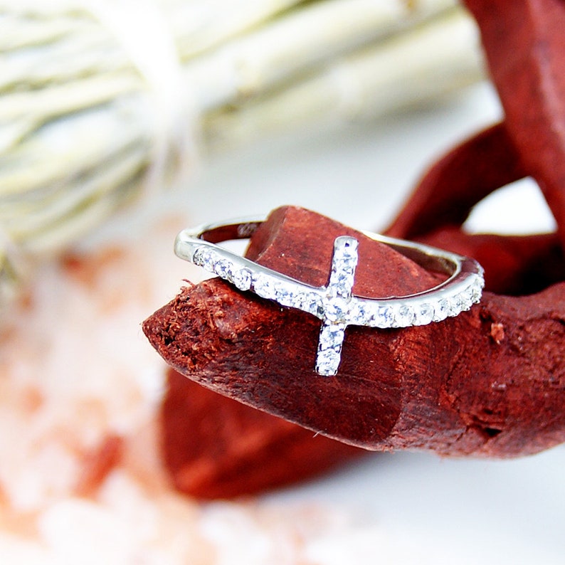Silver Cross Ring T85 W133 W132 T65 The Silver Plaza