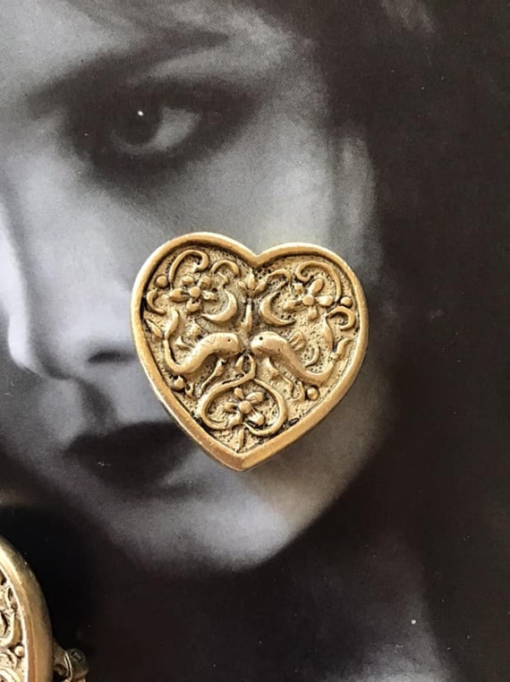 Vintage 1960's Clip On Earrings Heart Shape With … - image 4