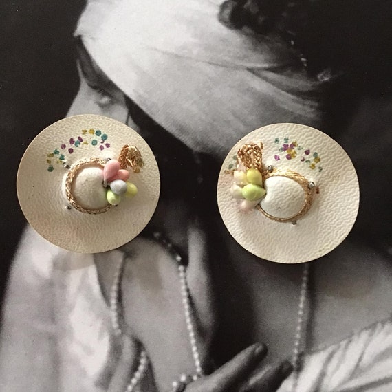 Vintage 1950's Earrings CLIP ON Style Off White H… - image 8