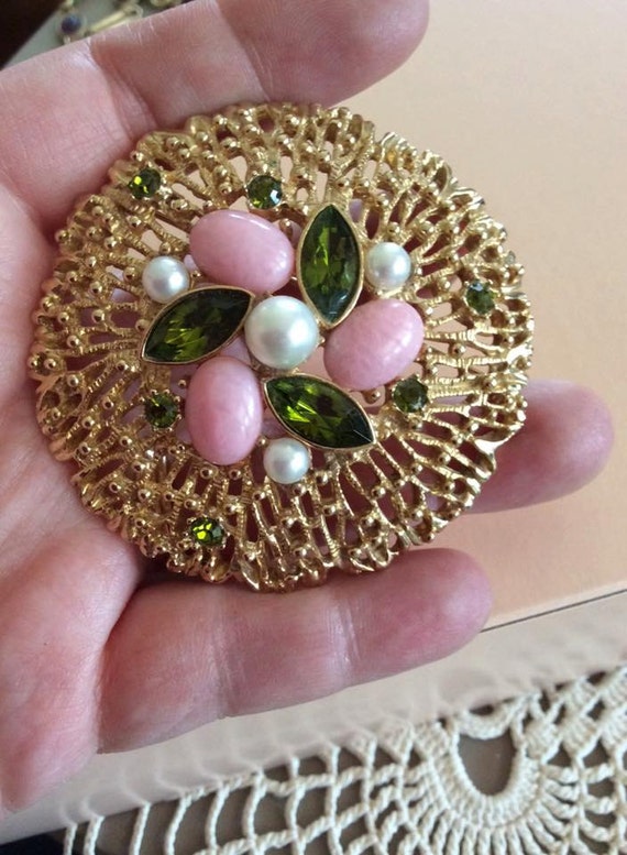 Vintage 1960s Brooch Pin HUGE Sarah Coventry Gold… - image 3