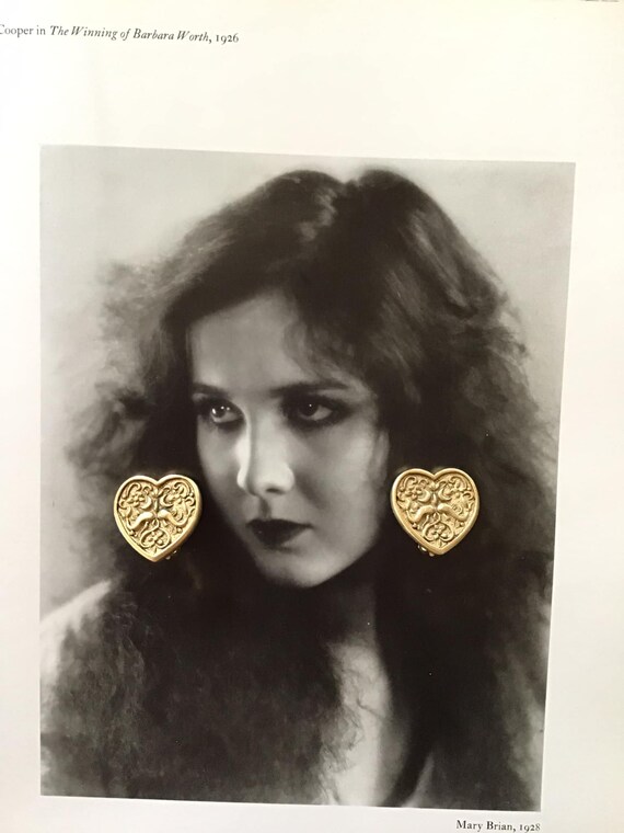 Vintage 1960's Clip On Earrings Heart Shape With … - image 5