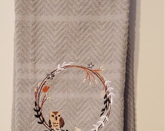 Embroidered owl fall wreath, owl gifts, Owl decor, Fall decor, Owl lover,