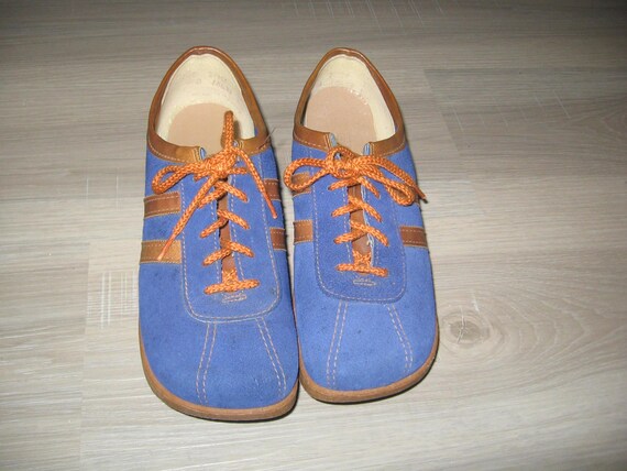 VTG Rare the Shoe Place Blue Tan Stripe Laced Classic Retro  display picture 3