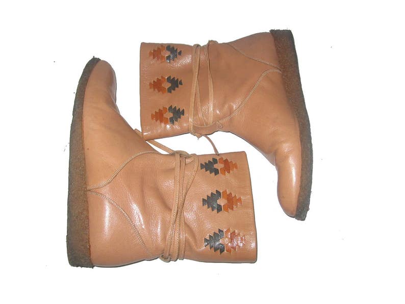 VTG Designer Moya Bowler Beige Multicolor Ethnic Rubber Wedge 1 Low Heel Tie Up Pullon Grunge Boho Leather Above Ankle Booties Boots Shoes image 2