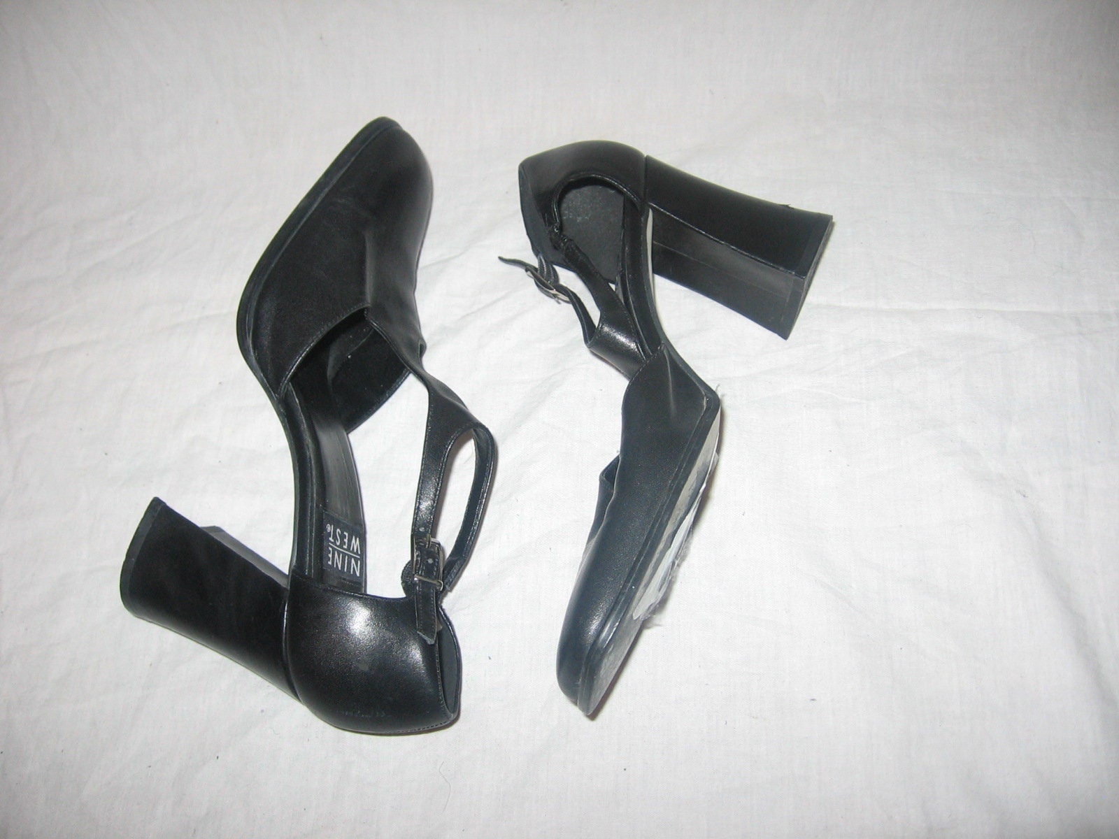 Roslin 9x9 Block Heel Pumps – Nine West