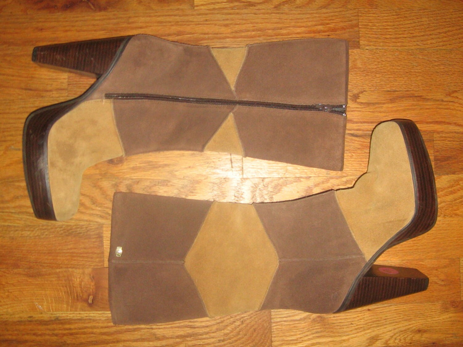 Vintage Somethin Else From Skechers Tonal Color Block Patchwork