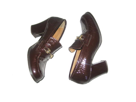 Vintage Via Spiga Dark Brown Suede Chunky Heel Loafers 8 M Vintage via Spiga Made in Portugal Brown Embossed Leather  main image 4