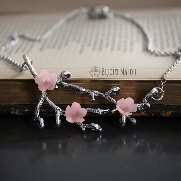 Hand Clayed Cherry Blossom Necklace Silver Sakura Necklace Japanese Cherry Blossom Jewellery Pink Blossom Necklace Japanse Necklace Kawaii