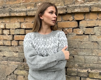 Made to order Norwegian wool Gray sweater with White Icelandic pattern