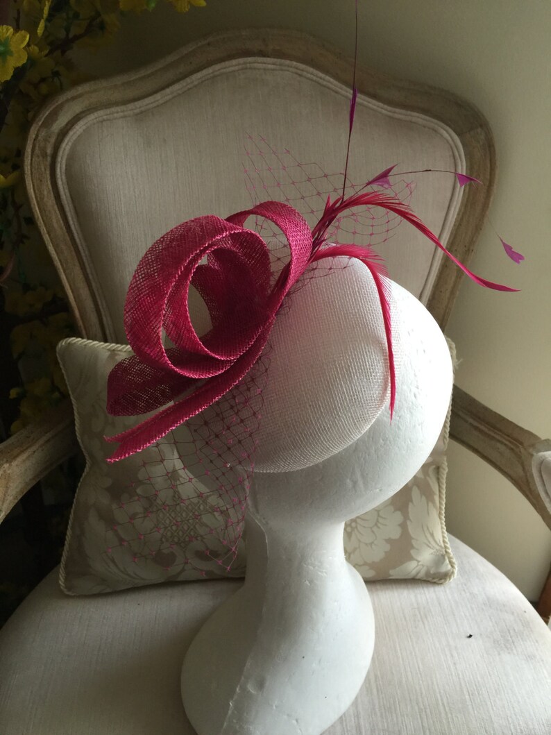 Gorgeous white round fascinator with magenta loops, feathers and netting. Made to order image 3