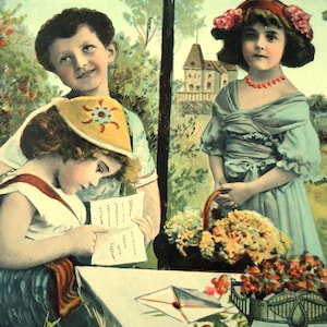 Carte postale ancienne de Grete Reinwald - Dessin de la famille de garçons Hanni, jardin printemps été, fleurs de table, français teinté 1900