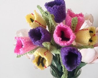 Flower knitting pattern, Knitting pattern for tulips, Knitted tulips, , floral display, knitted flower display, knitted flower gift, tulips