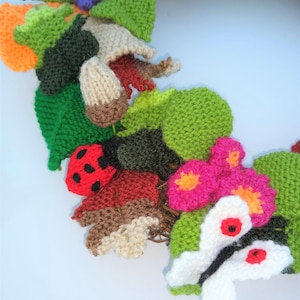 Knitting pattern for Woodland Wreath, Knitted Primroses, Leaves, Acorns, Butterflies, Ladybirds, Everlasting Flower Knitting Patterns image 4