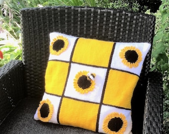 Knitting Pattern for Sunflower Pillow, Sunflower and Bee Cushion, Summer knitting pattern, Flower design, Bee crafts, digital download