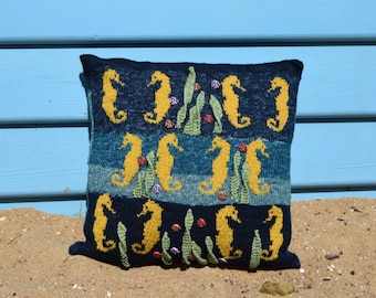 Knitting Pattern for a Sea Horse Cushion, Pillow Knitting Pattern with Sea Horses, Knitted Seaside, Knitted Underwater, Pdf download