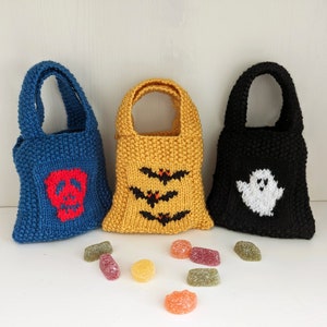 Halloween Treat Bag Knitting Pattern,  Handmade Bags, Bats, Spiders, Skull, Skeleton,  Ghost and Pumpkin motifs, Pdf digital download