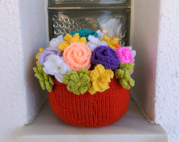 Knitting Pattern - Doorstop Flowerpot, Flower Decoration, Handmade Flowers, Flowerpot with Roses and Daises Knitted Gift, Download Digital