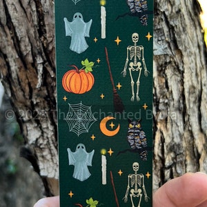 Haunting page bookmark