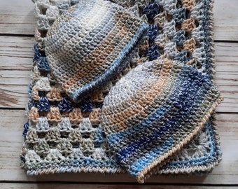 Hand Crocheted baby pram blanket in acrylic/cotton yarn with TWO matching beanie hats. New baby gift. Christening gift. Comes gift-wrapped.