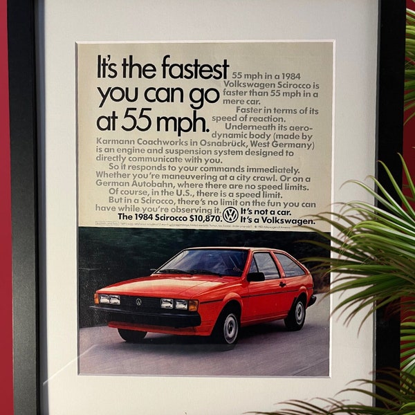 Voiture Volkswagen VW Scirocco c'est le plus rapide que vous pouvez aller à 55 mph Original des années 1980 publicité imprimée Playboy Magazine 1984