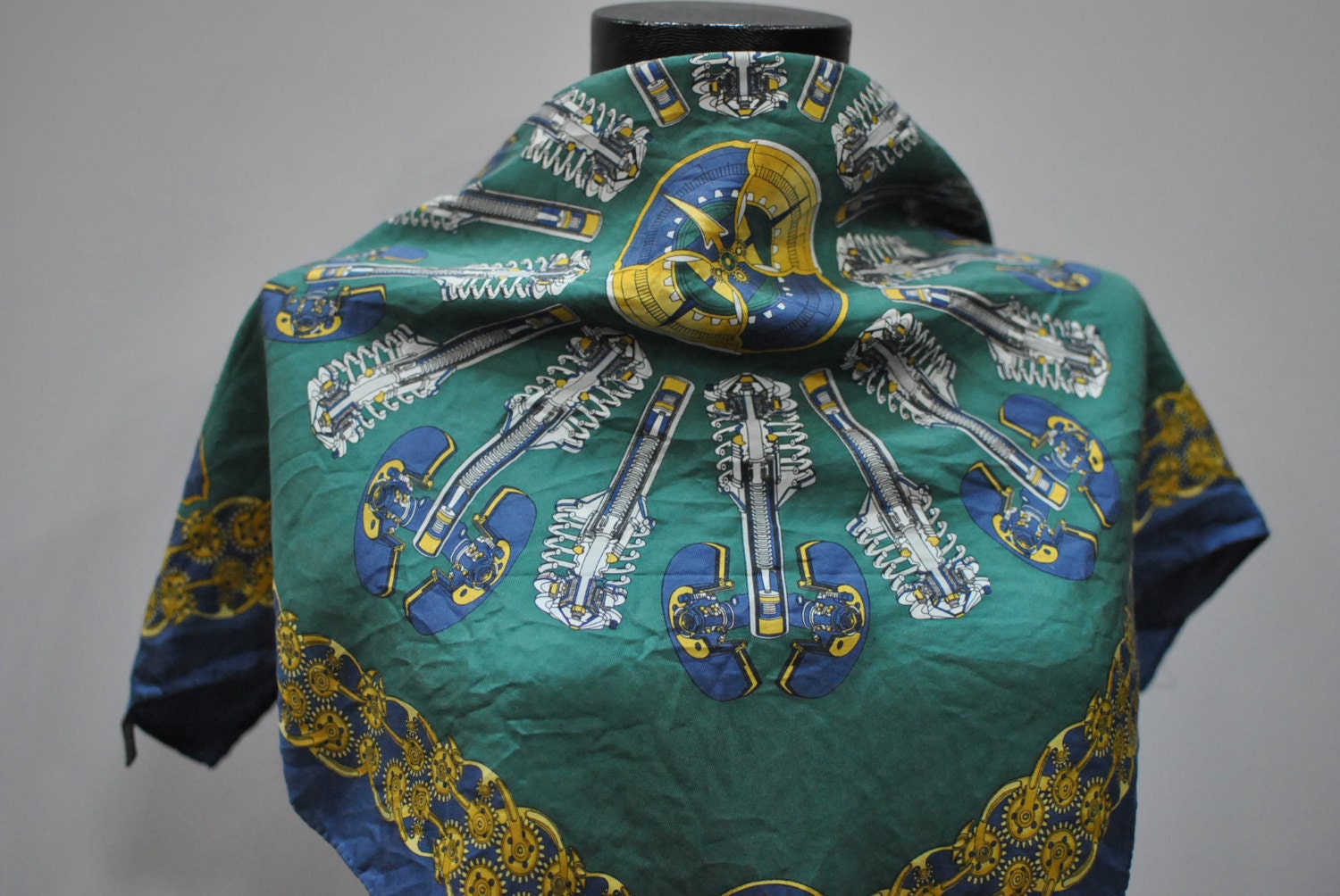 Vintage PRINTED Silk Scarf Silk Scarf ..709 - Etsy