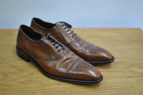 Vintage LLOYD men shoes , elegant business shoes .
