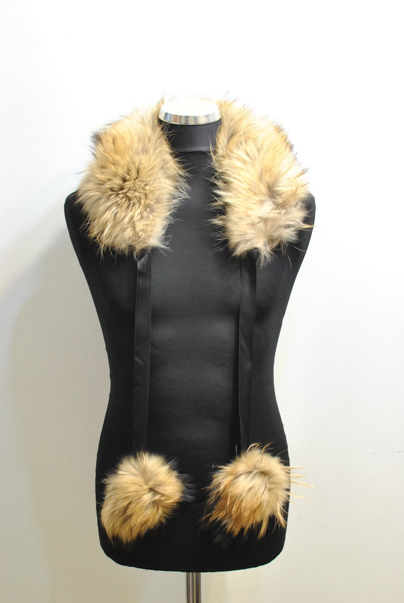 Vintage FOX FUR COLLAR .............. 071