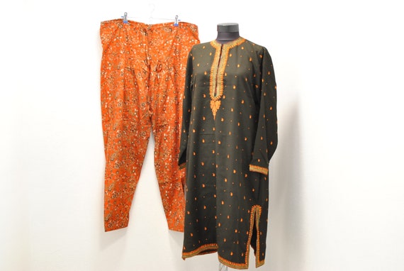 Vintage INDIA traditional women's summer suit ...