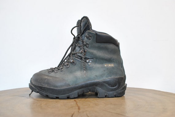 Vintage Hiking Gore Tex Men's Boots 
