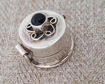 Vintage Sterling silver Pillbox Pendant set with Gemstone