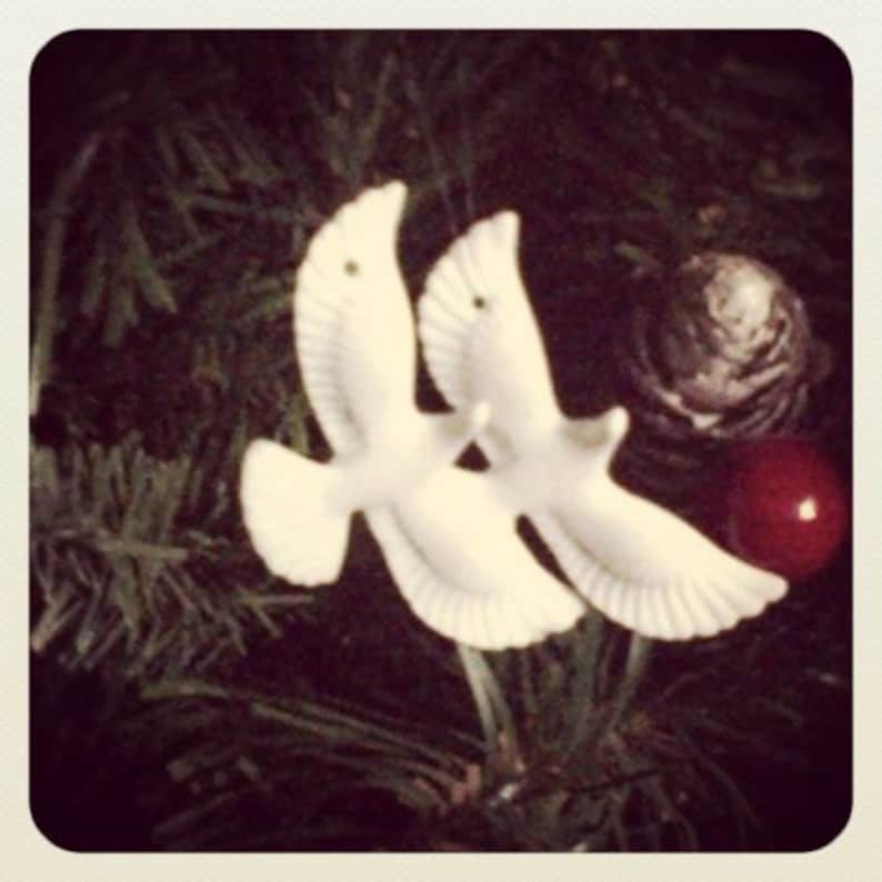 Two Turtle Doves Bone China Christmas Decoration Home alone Christmas gift image 3