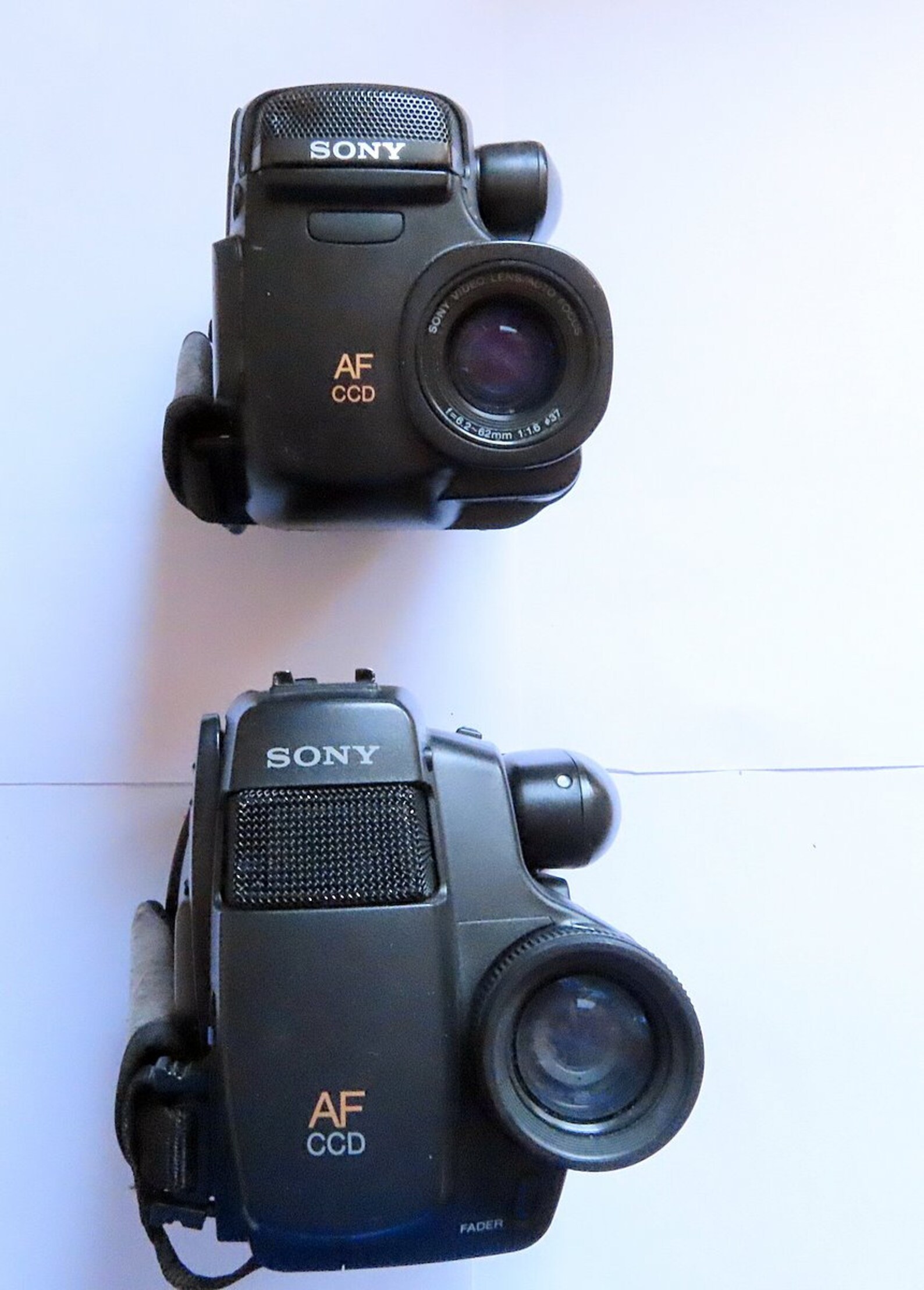 Lot2 Vintage 1990s Sony Handycam Camcorders Video Camera Etsy